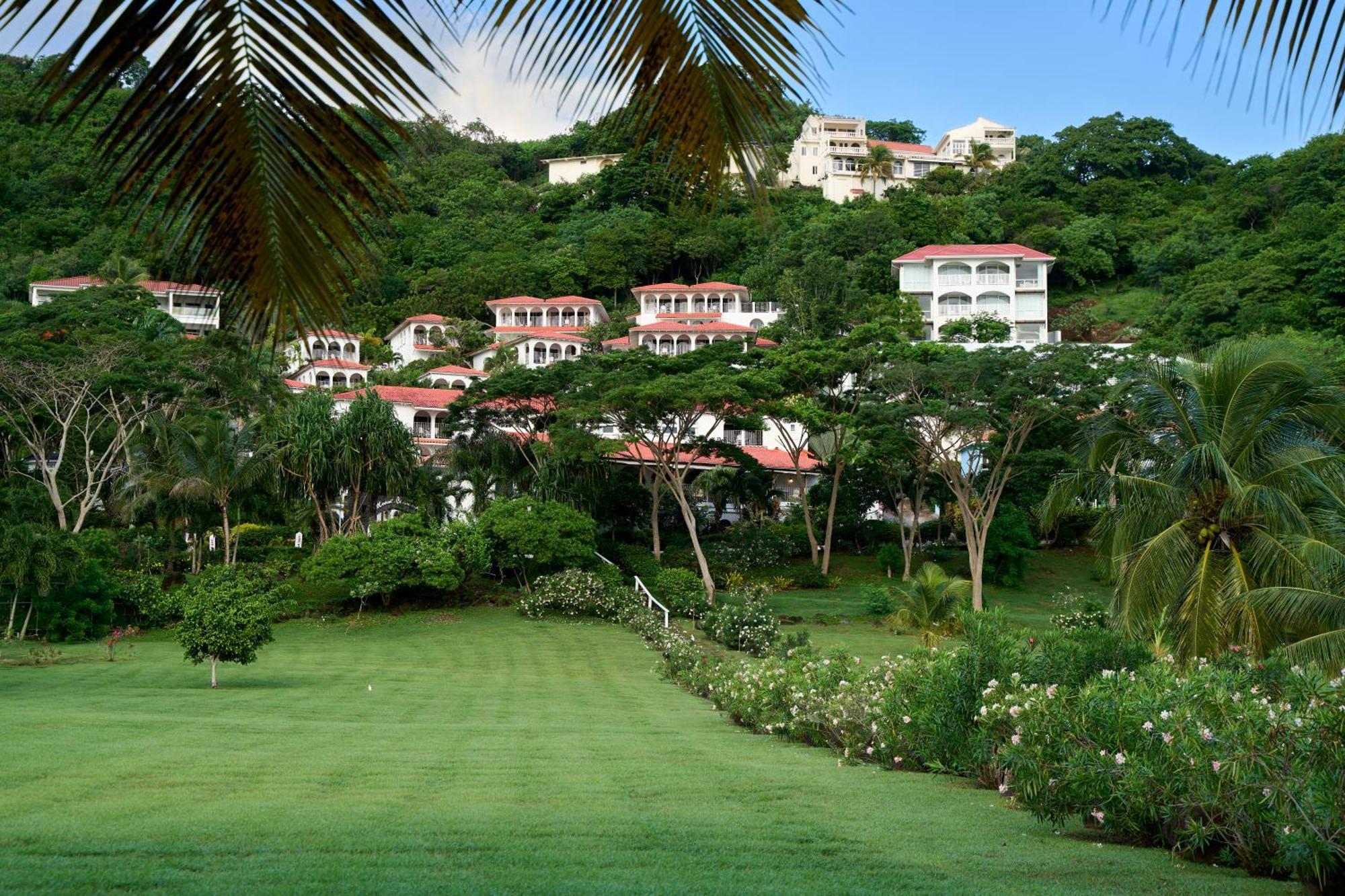 Mount Cinnamon Resort & Beach Club St. George's Экстерьер фото