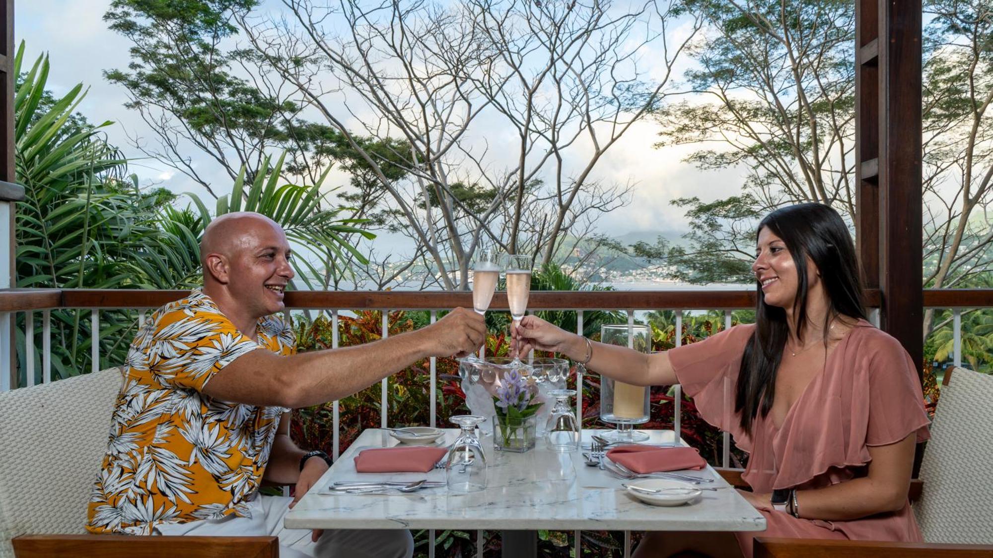 Mount Cinnamon Resort & Beach Club St. George's Экстерьер фото
